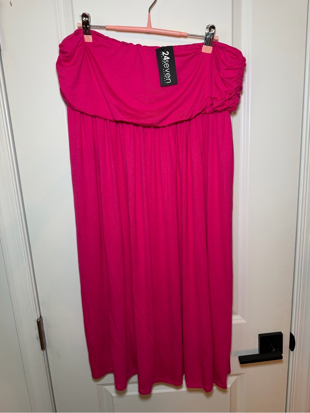 Seven7 Strapless Fuchsia Skirt